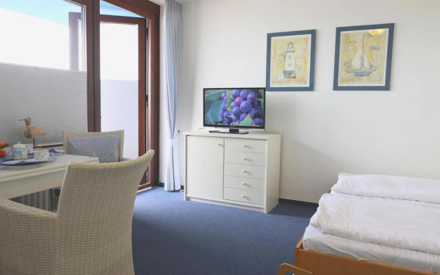 Strandnahe Ferienwohnung, Zentral gelegen, Ost-Balkon, Andreas Dirks-Str. 2