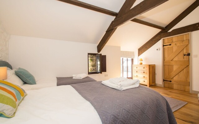 Attractive Holiday Home in Tavistock With Garden