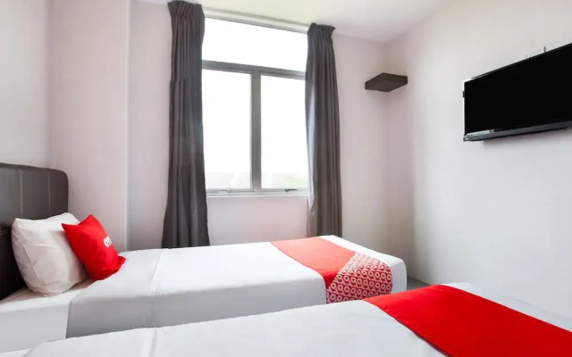 988 Hotel by OYO Rooms