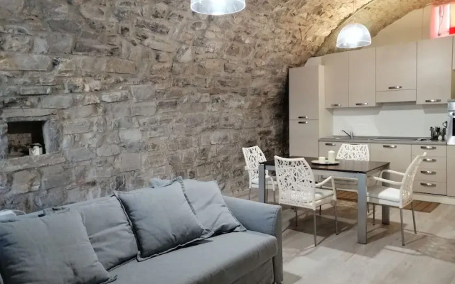 IseoLakeRental - Hill Apartments