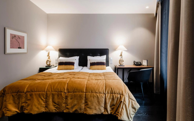 Hotel F6