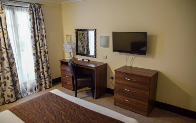 Europa Gatwick Hotel & Spa