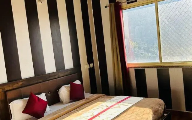 Hotel Maya