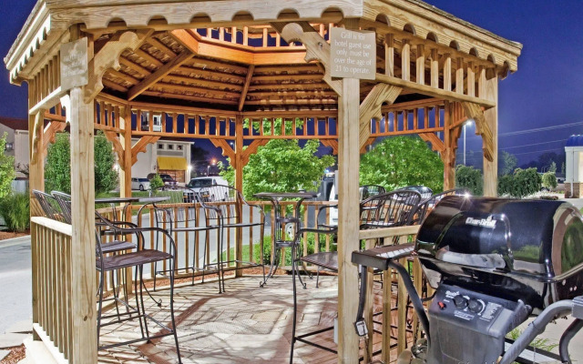 Candlewood Suites Springfield-Medical District