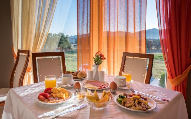Denny's Inn Hotel