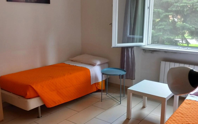 Simple & Comfortable apartment vicino POLICLINICO