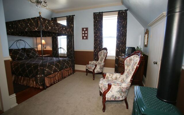 Atrium Bed and Breakfast