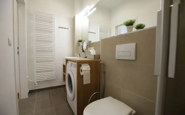 Vienna Gold Apartments