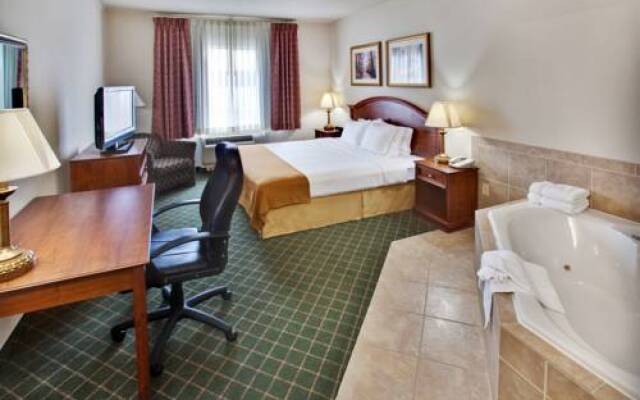 Holiday Inn Express And Suite Omaha Area