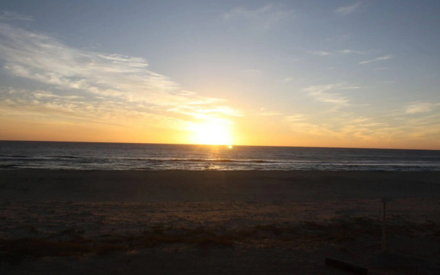 Tortugas Cerritos Beachfront Hotel
