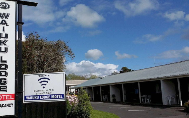 Waiuku Lodge Motel