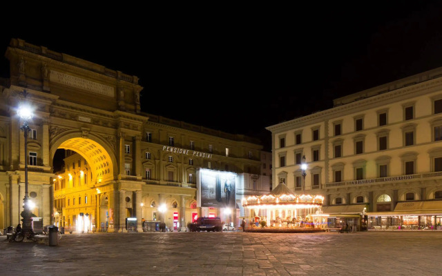 Repubblica Firenze Luxury Apartments | UNA ESPERIENZE