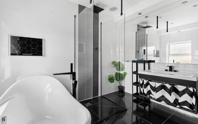 The Terrace - Light Bright Characterful Near Beaches
