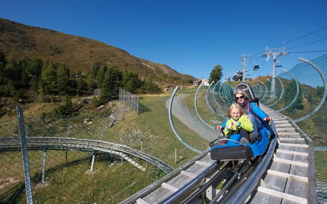 Natural Chalet With Whirlpool