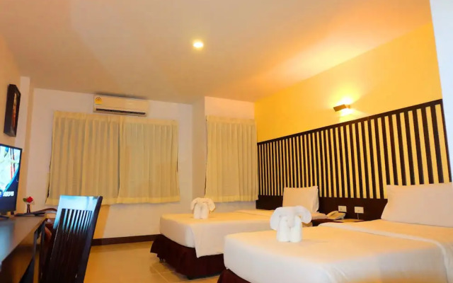 Dancenter Luxury Underwater World Pattaya