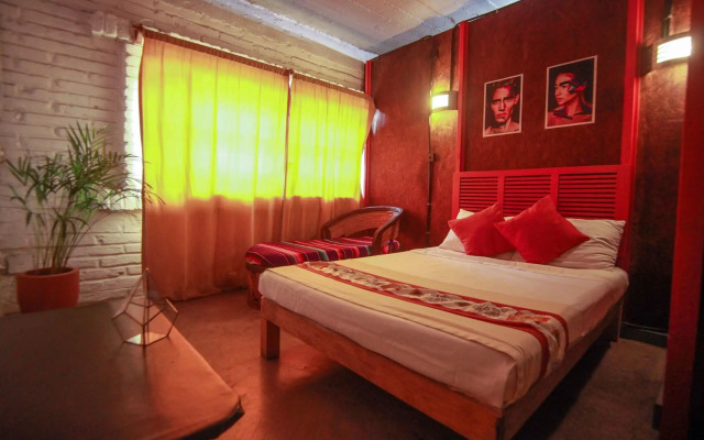 Canova Hostel & Pizza