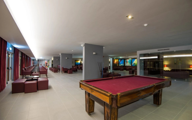 Отель Vila Galé Náutico