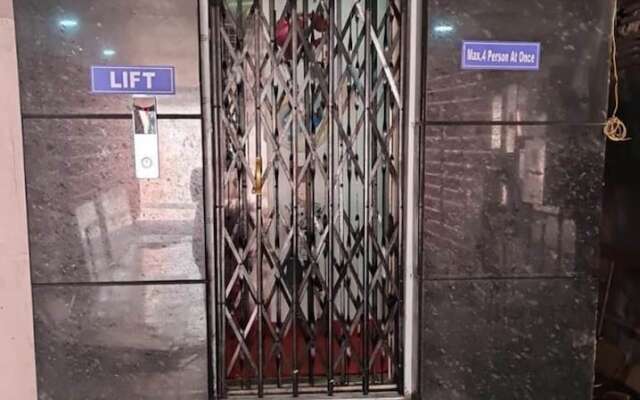 iROOMZ City Lite Lodge