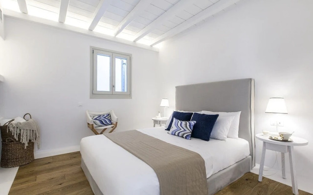 Villa Blue - White by Thea-concept