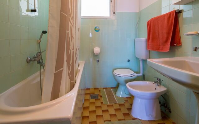 Apartment Mira