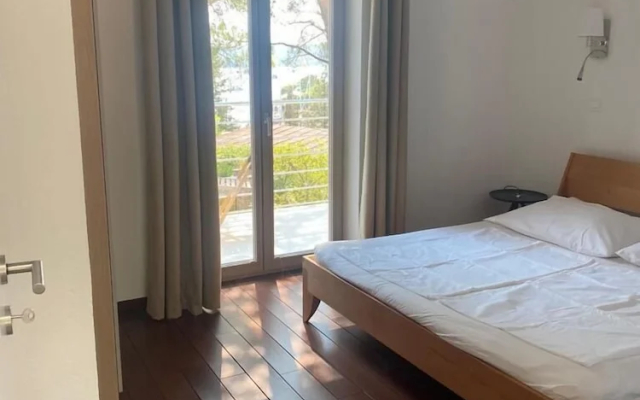 Exclusive Holiday Home Villa Marumare
