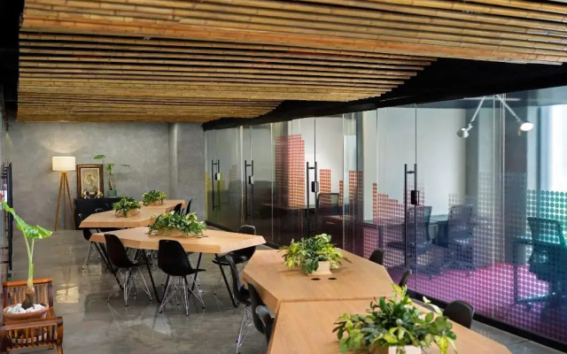 Wink Hotel Danang Centre - 24hrs Stay