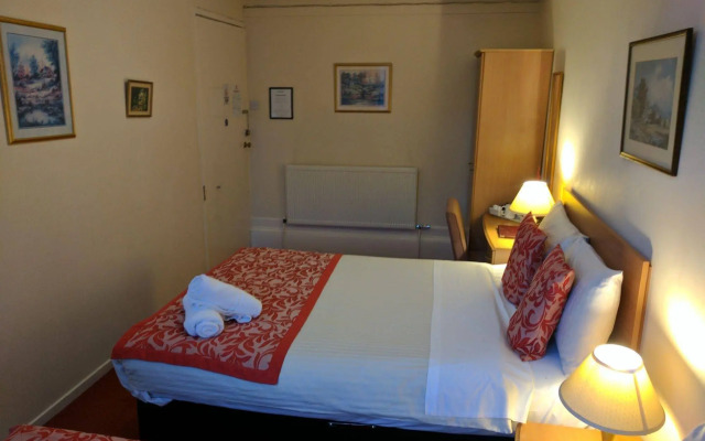 Kelvin Apartment