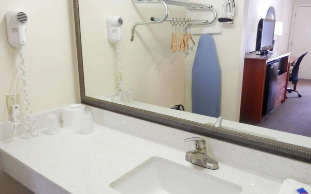 Motel 6 Luling, LA