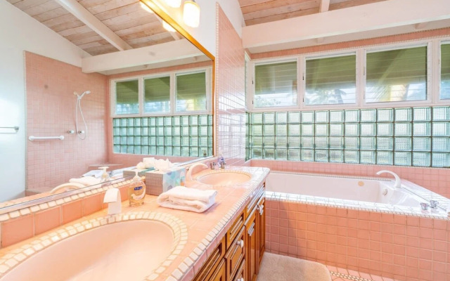 Moloa'a Bay Villa