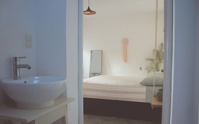 Hoja Santa Hostal