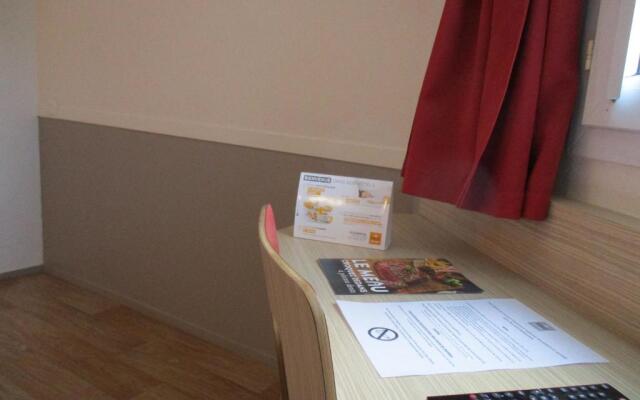 Hotel Premiere Classe Cherbourg - Tourlaville