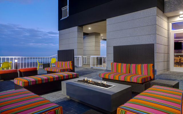 TRU BY Hilton Galveston