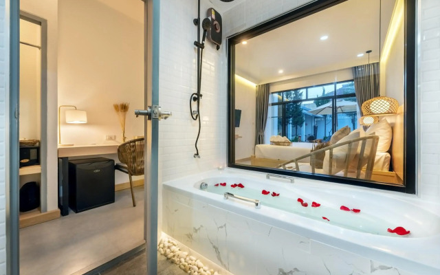 Ai Pai Hotel