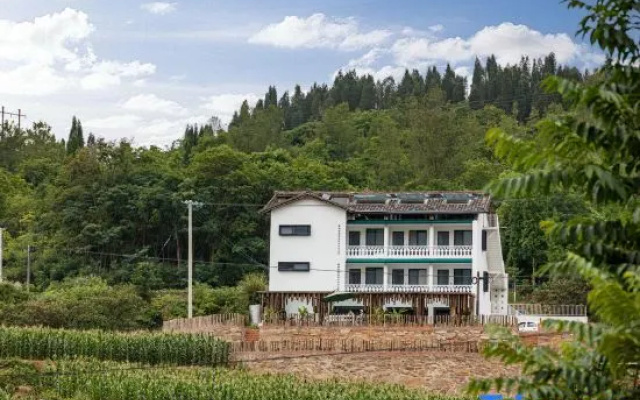 Zhanyu Shanju·Jiangjing Designer Homestay