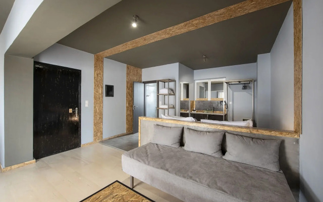 Piraeus Premium Suites