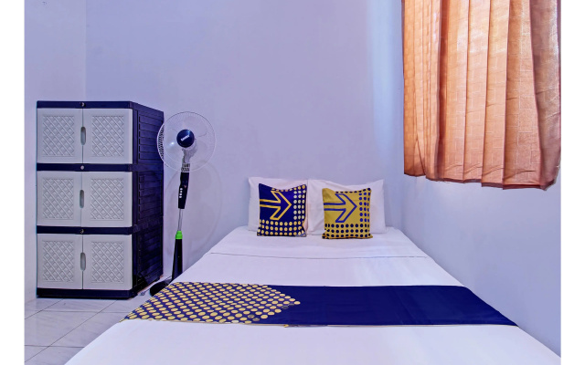Hotel O Wisma Bani Pandi Syariah – Guest Rooms – Jepara