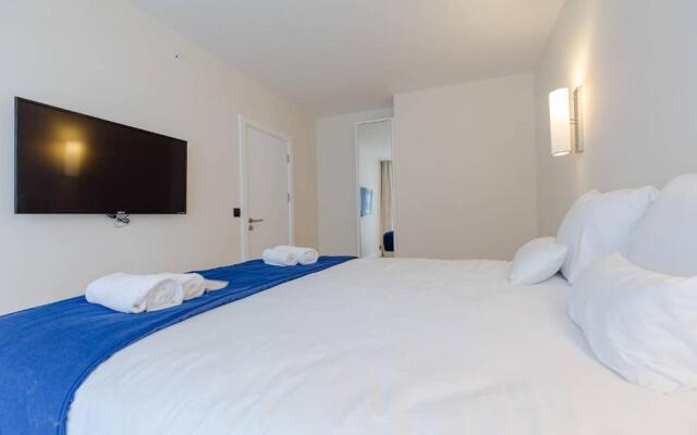 1BR Apt with Sea View and balcony