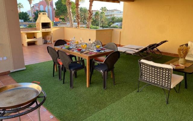 1ªLínea-50m de playa-210m2 utiles-BBQ privada-Vistas al mar-3 terrazas