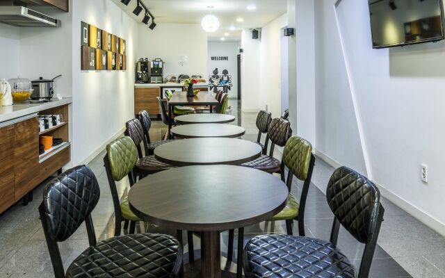 Ekonomy Haeundae Guesthouse