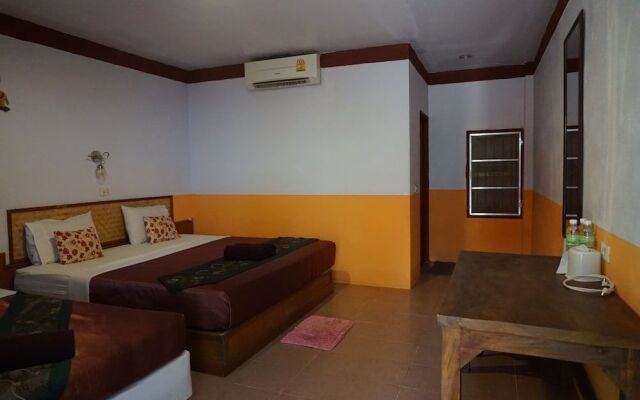 Phrom Prathan Resort