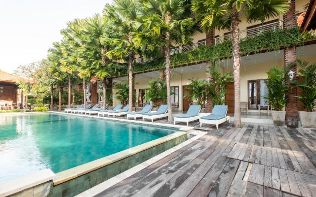 OYO 3779 North Wing Canggu Resort