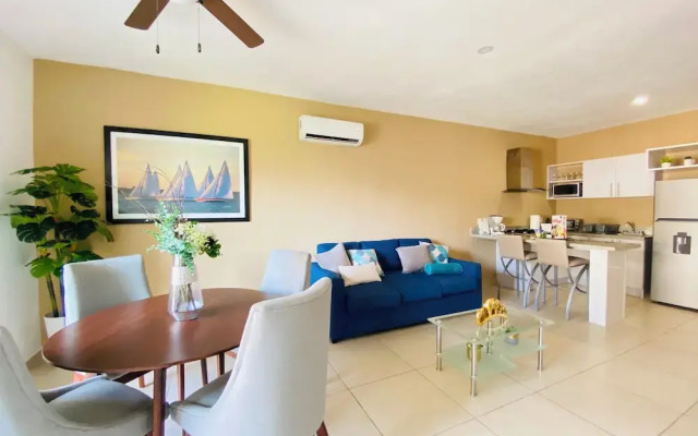 Bambu Residencial with Pool Near Beach