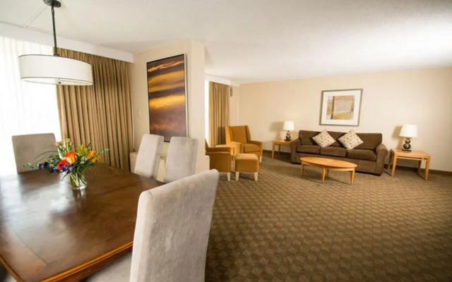 Ramada Edmonton Hotel & Conference Centre