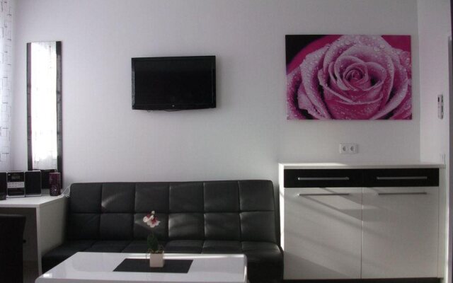 Constantin Apartments