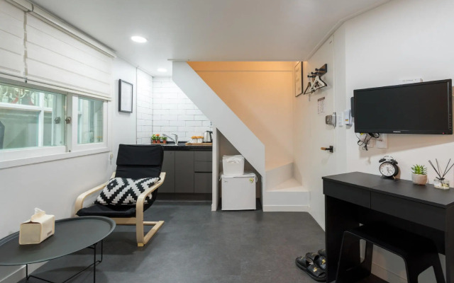 Mono House Hongdae 2