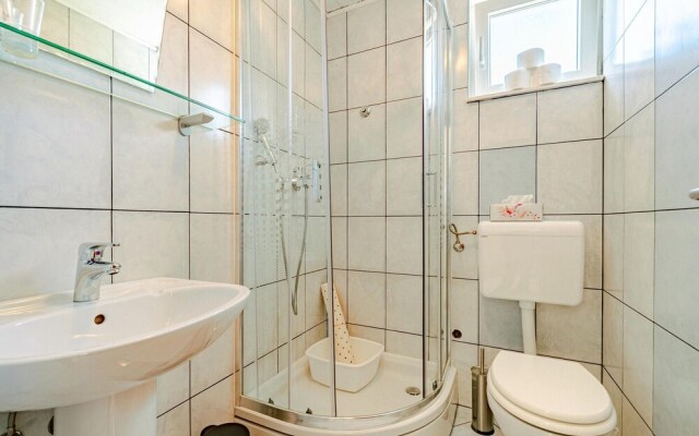 Nice Apartment in Osobljava With Wifi and 2 Bedrooms