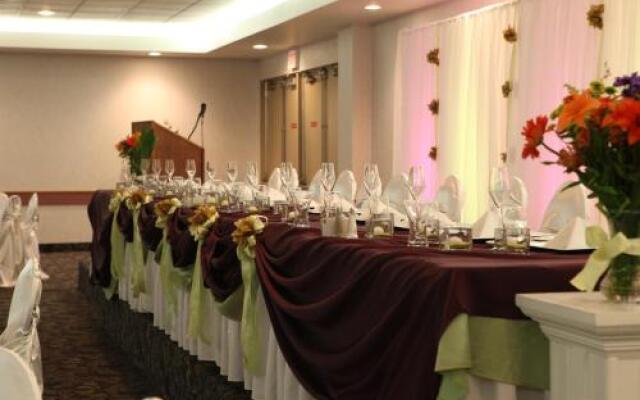 St. Albert Inn & Suites