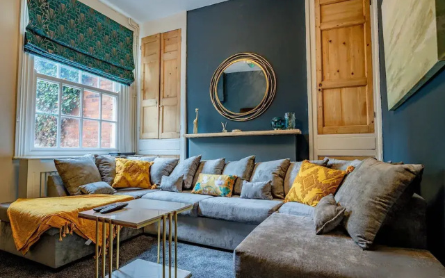 Host Stay Park Street Abode