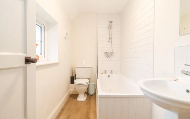 3 Chantry Cottages