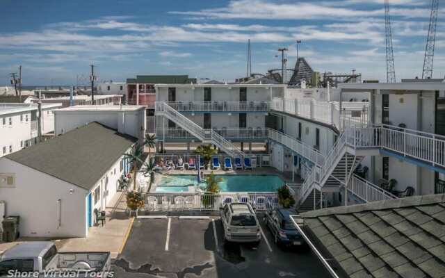 Riviera Resorts & Suites